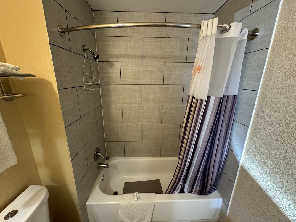 Country Inn Giddings - photo 10