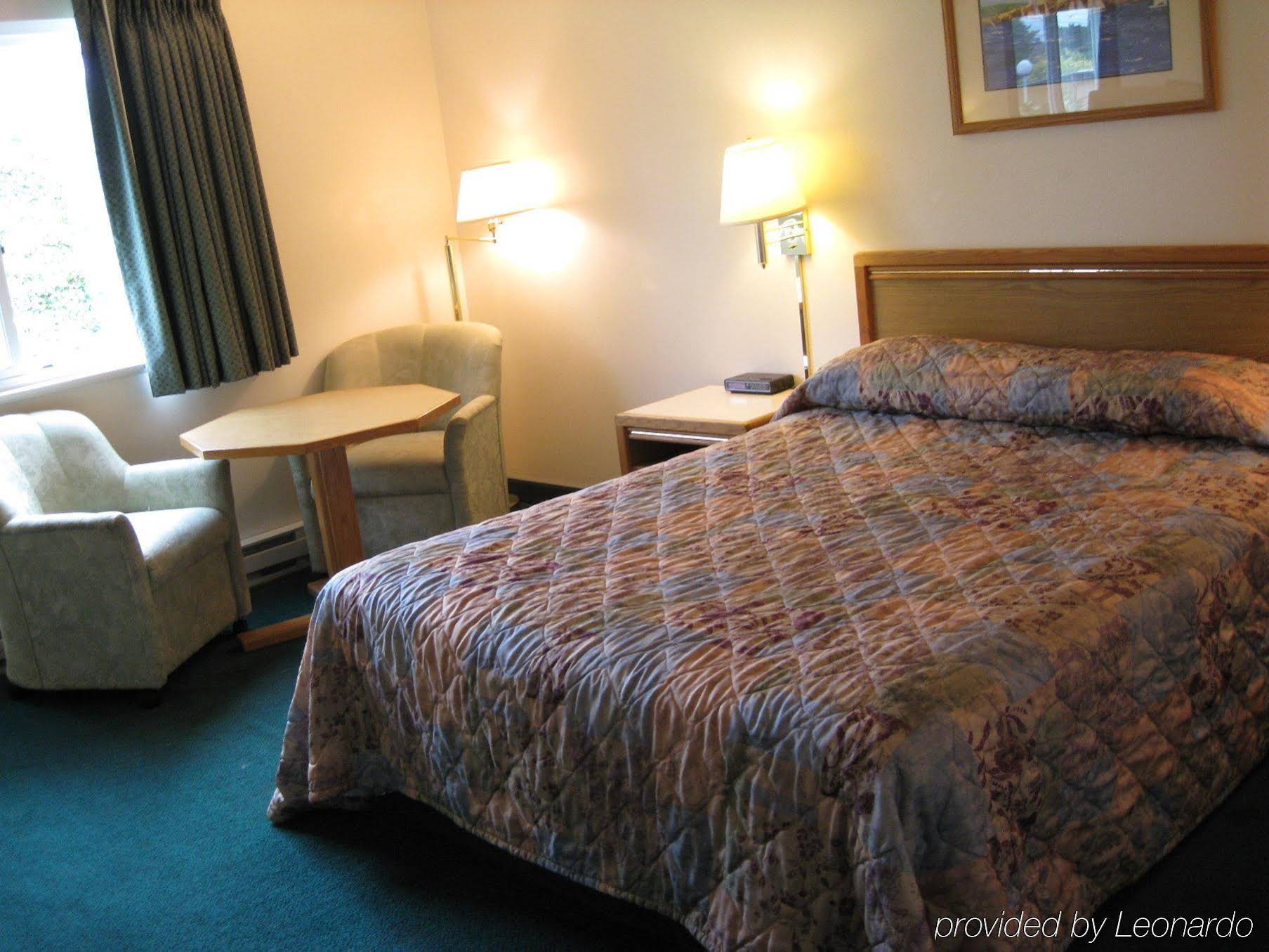 Coastal Inn by OYO Lincoln City Oregon Coast Hwy - photo 31