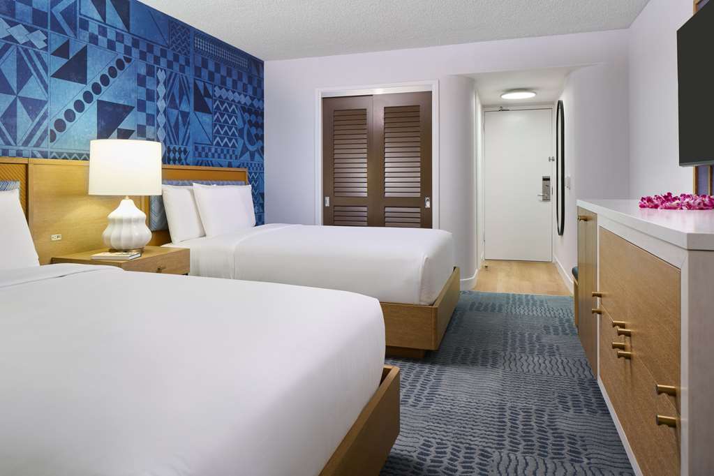 Outrigger Waikiki Paradise Hotel - photo 42
