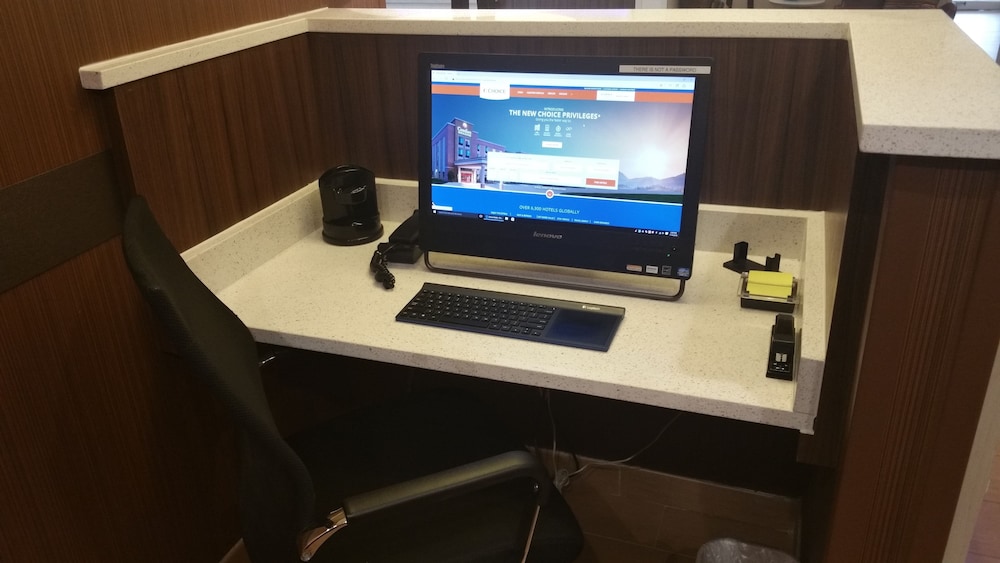 Quality Inn Cranberry Township - photo 22