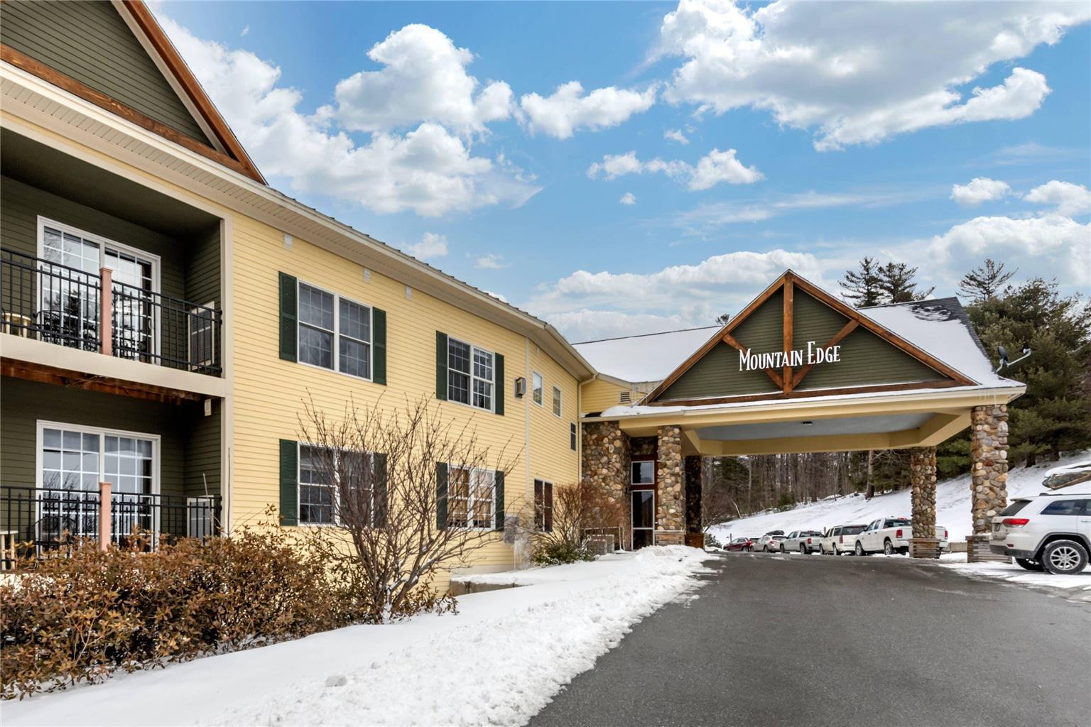 Mountain Edge Suites at Sunapee an Ascend Collection Hotel - photo 11