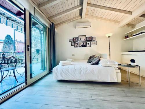 i laghi di Como — 4-Star Luxury Hotel in Erba, Italy