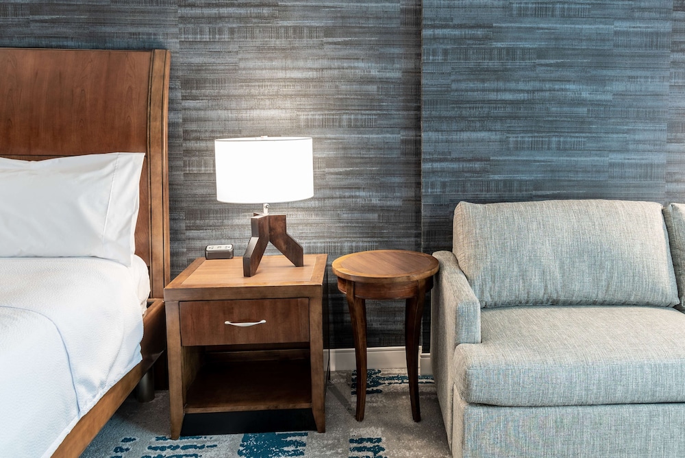 Hilton Garden Inn Arlington Courthouse Plaza - photo 12