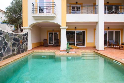 Casa da Barragem da Vigia — 4-Star Luxury Hotel in Redondo, Portugal