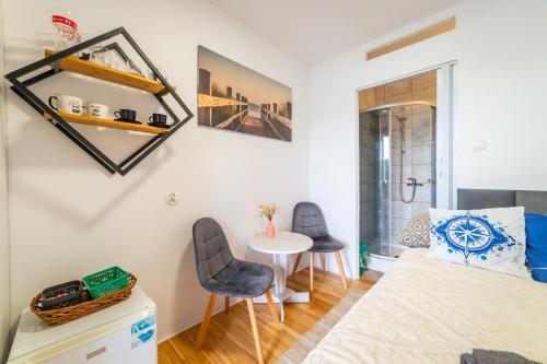 Pokój z tarasem na jezioro Mikołajki in Mikolajki, Poland