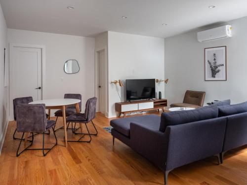 Three Bedroom Brooklynite Condo Hotel Suite — 4-Star Luxury Hotel in Brooklyn, United States