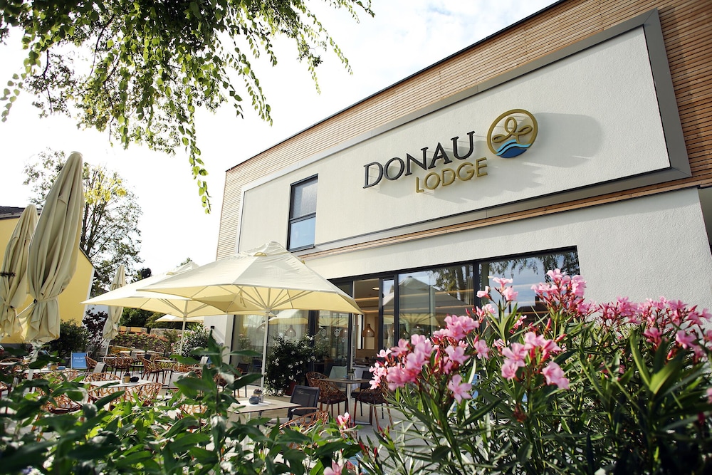 Donau Lodge — 4-Star Luxury Hotel in Ybbs An Der Donau, Austria