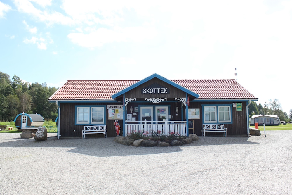 Skotteks Gården — hotel in Ulricehamn