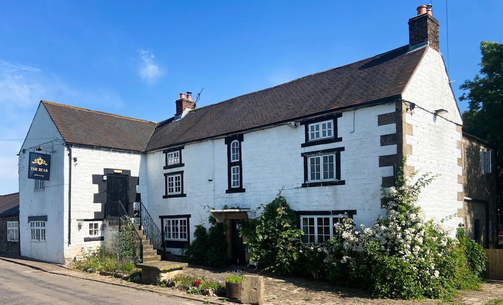 The Bear Inn - carbon neutral hotel in Belper