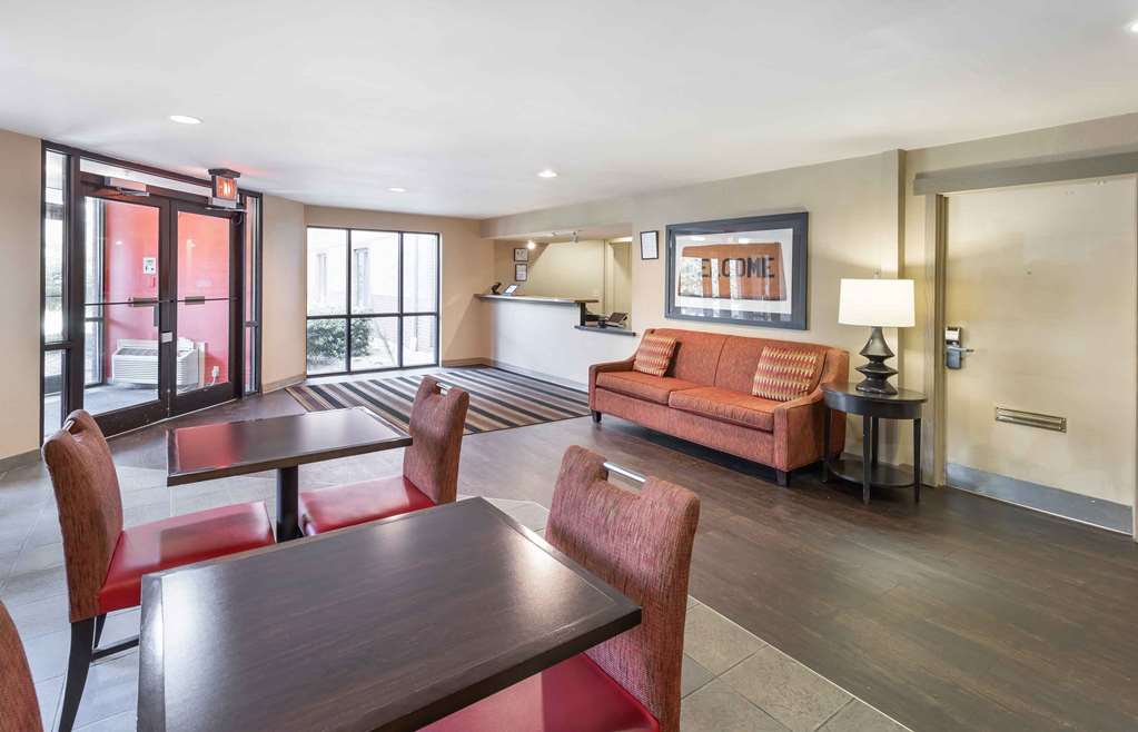 Extended Stay America Select Suites Raleigh Cary Regency Parkway S - photo 7