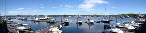 Brown's Wharf Inn - photo 8