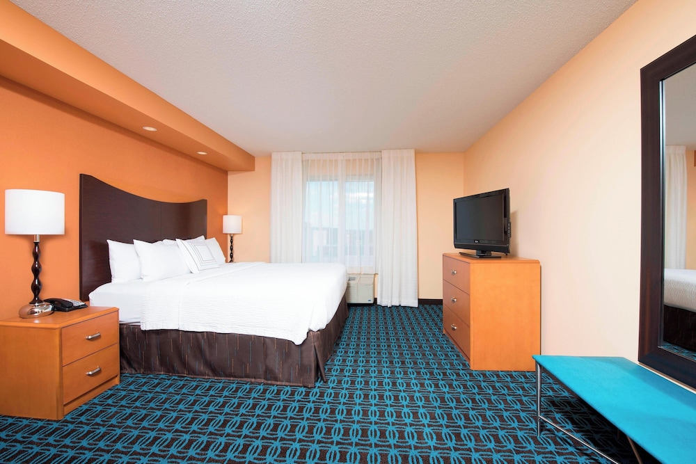 Fairfield Inn & Suites by Marriott Omaha Downtown - photo 3