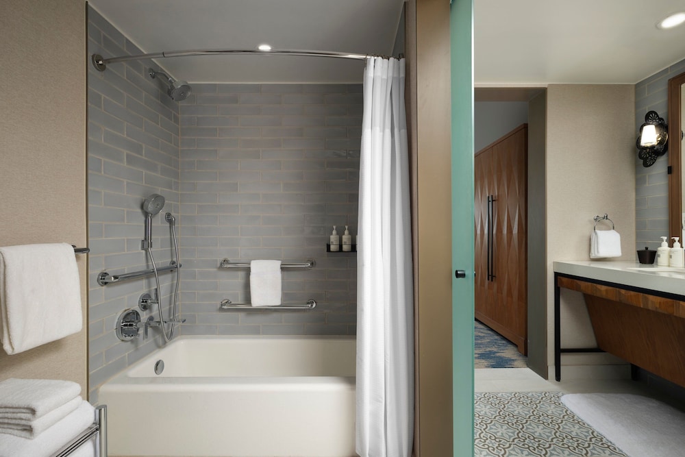 Marriott Plaza San Antonio - photo 46