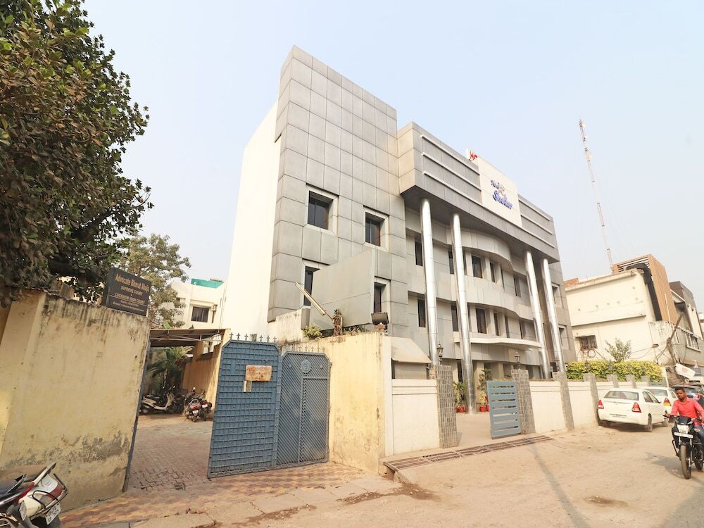 Shelter Hotel - last minute hotel in Lucknow