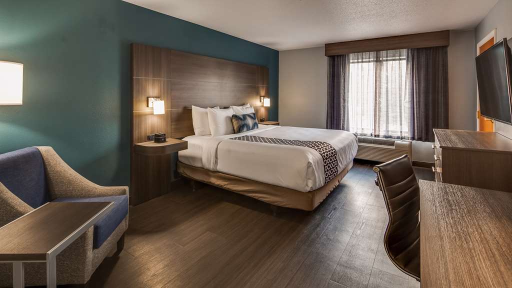 Best Western Plus Champaign Urbana Inn - photo 2