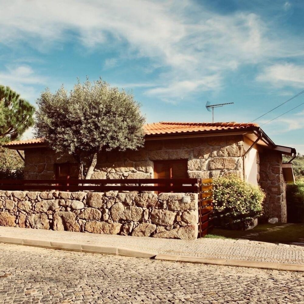 Olival House — 4-Star Luxury Hotel in Penafiel, Portugal