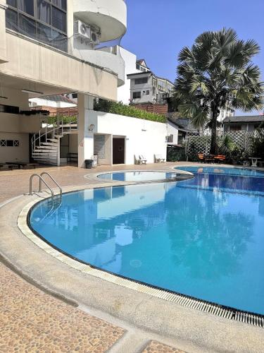 3 pool with condo opposite the train station near old city and Nimman — 4-Star Luxury Hotel in Chiang Mai, Thailand