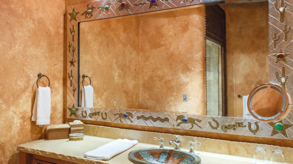 El Monte Sagrado Living Resort & Spa - photo 25