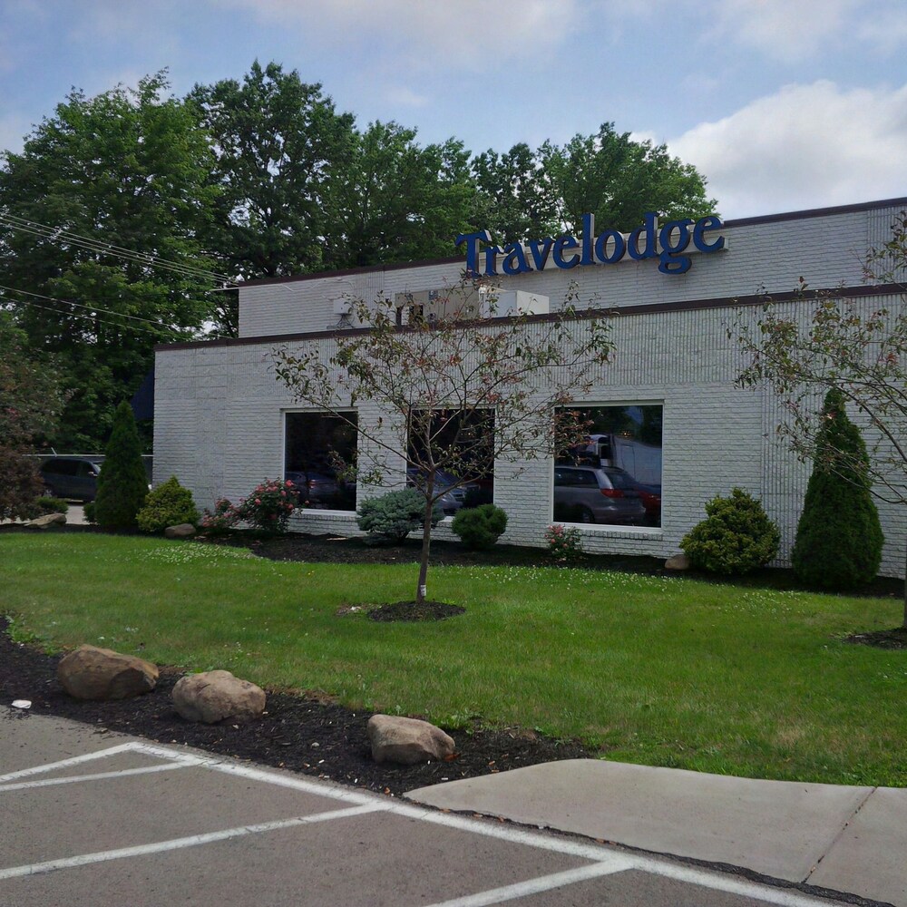 Travelodge by Wyndham Hubbard OH - photo 14