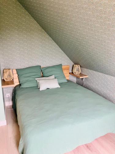 Maison familiale dans une rue paisible — 4-Star Luxury Hotel in Gouville-Sur-Mer, France