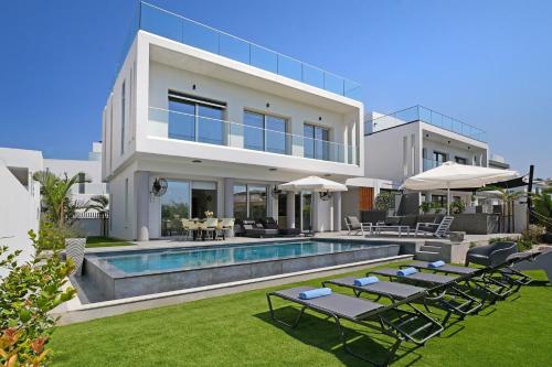 Maren 250m From Golden Sandy Beach — Paralimni