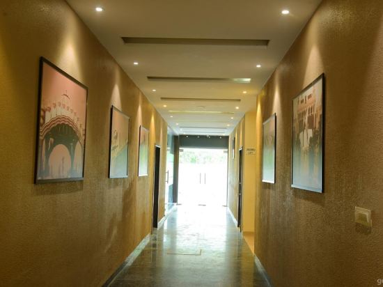 Ah1 Hotel — Amritsar — photo 4