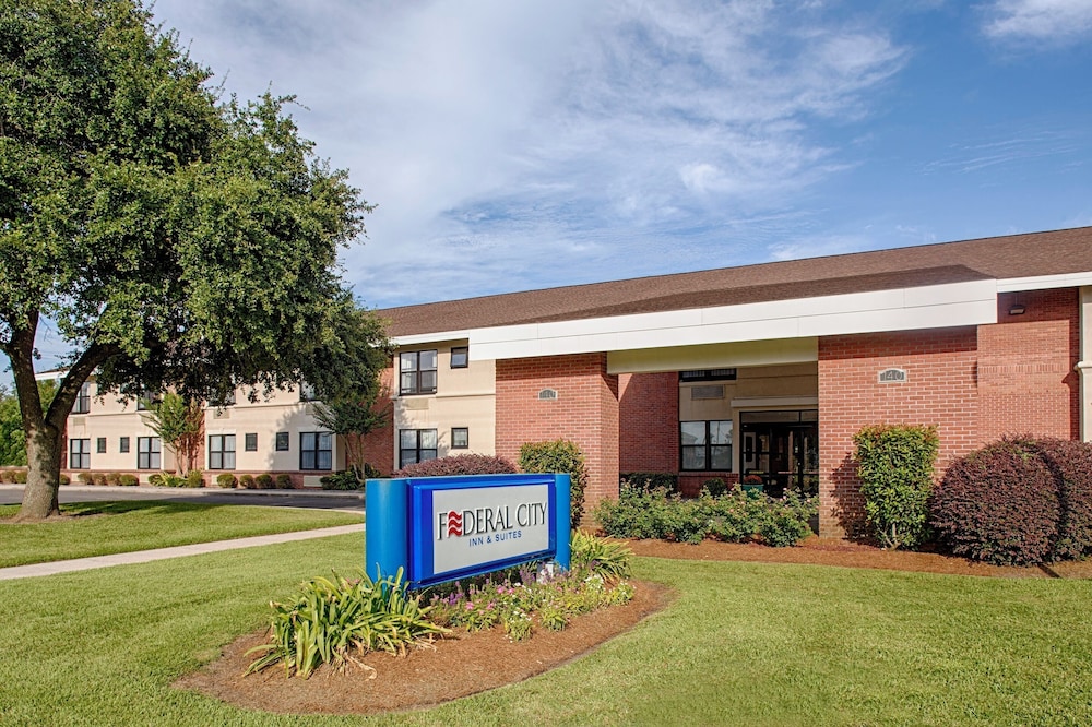 Federal City Inn and Suites - photo 15