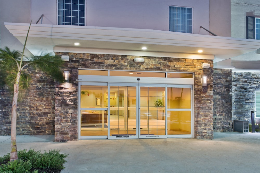 Candlewood Suites Corpus Christi Naval Base Area by IHG - photo 23