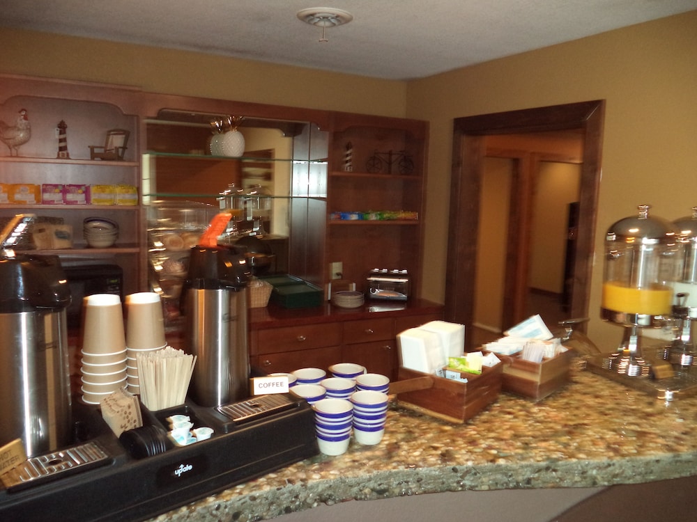 Lakeside Motor Inn - photo 30