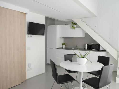 Brand new apartments Ortiquattro — 4-Star Luxury Hotel in Milan, Italy