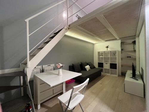 Ak Loft Lovely Apartment in the Heart of Milan — 4-Star Luxury Hotel in Milan, Italy