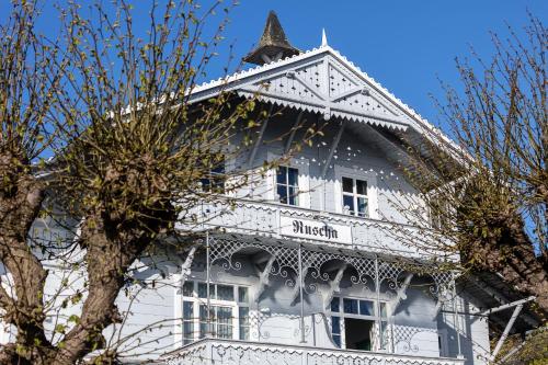 Villa Ruscha — 4-Star Luxury Hotel in Ostseebad Binz, Germany