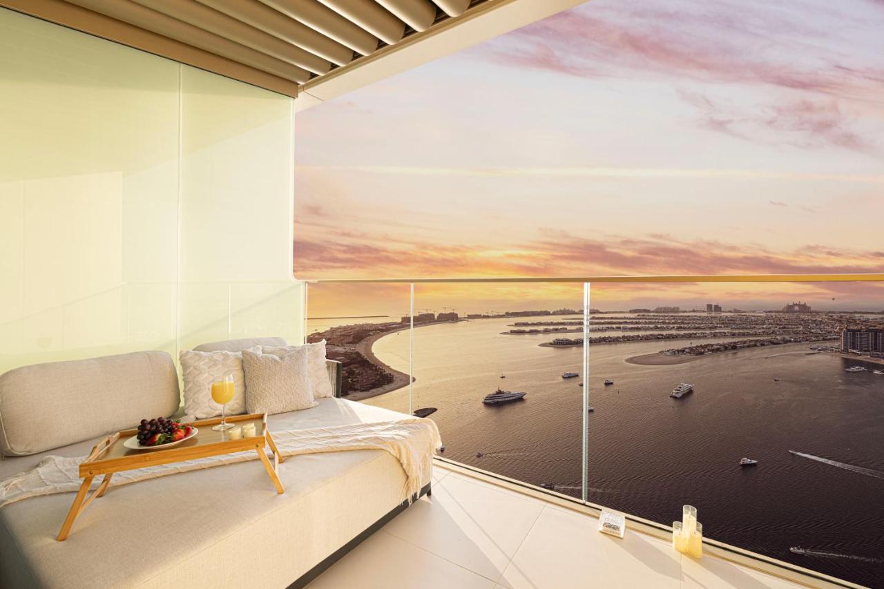 Elegant 2BR with Palm & Sea View l Direct Beach Access — 4-Star Luxury Hotel in Dubai, United Arab Emirates