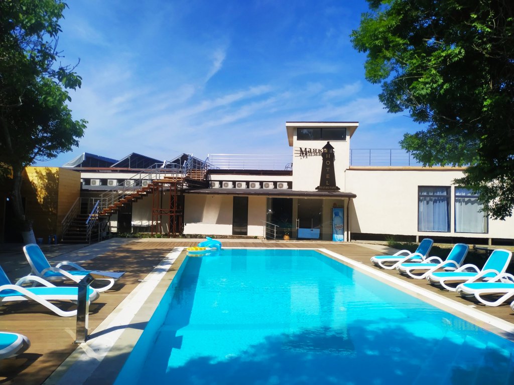 Mayak Hotel - carbon neutral hotel in Nikolayevka