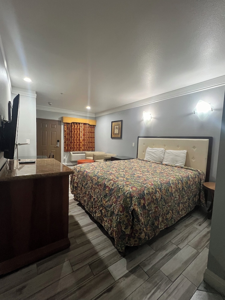 Amber Motel - photo 6