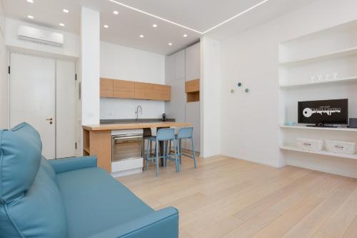 Apartments Trieste Centro I Roma 28 — 4-Star Luxury Hotel in Trieste, Italy
