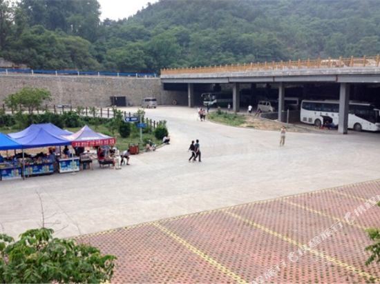 Longfengle Hotel in Xiuwu Chengguanzhen, People's Republic of China