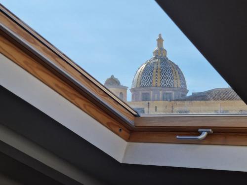 Appartamento al centro storico — 4-Star Luxury Hotel in Naples, Italy