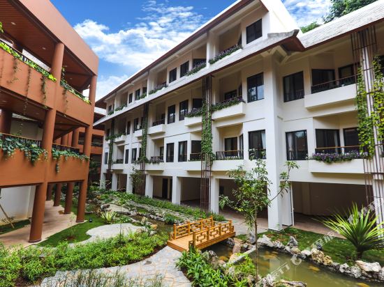 Royal Waterlily Hotel in Mengla, People's Republic of China