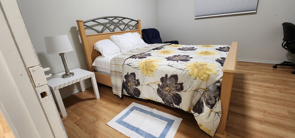 Chesskings Car Rental Guest House — 4-Star Luxury Hotel in Winnipeg, Canada