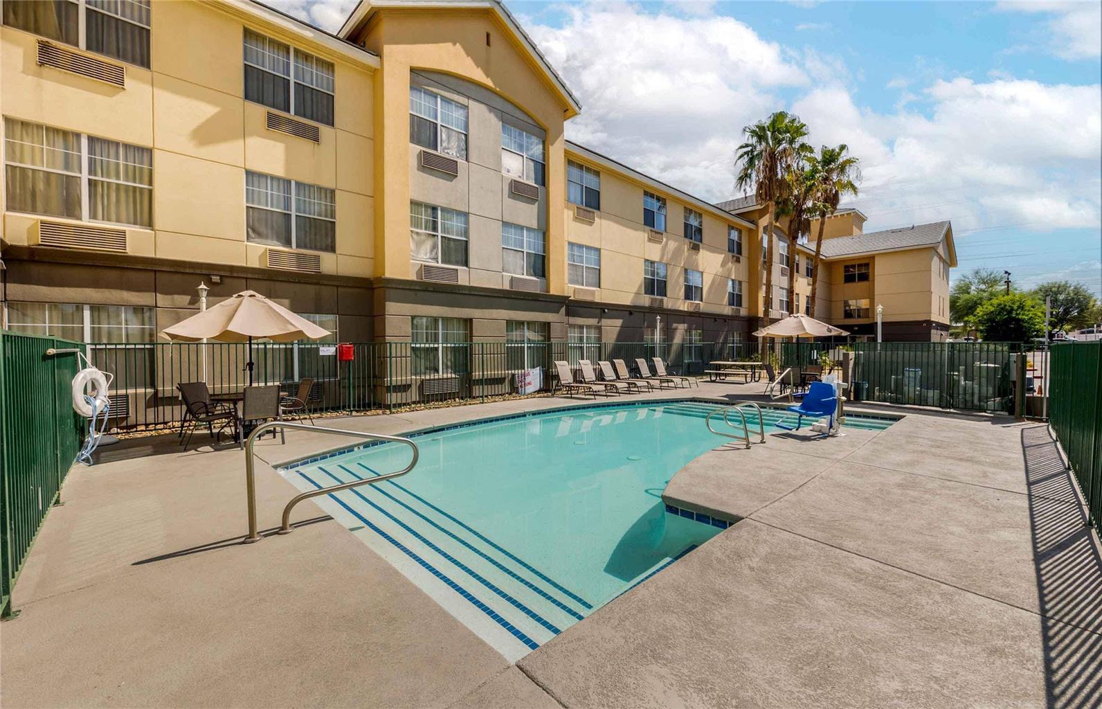 MainStay Suites Las Vegas Flamingo - photo 30