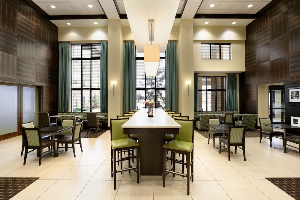 Hampton Inn & Suites Mahwah - photo 30