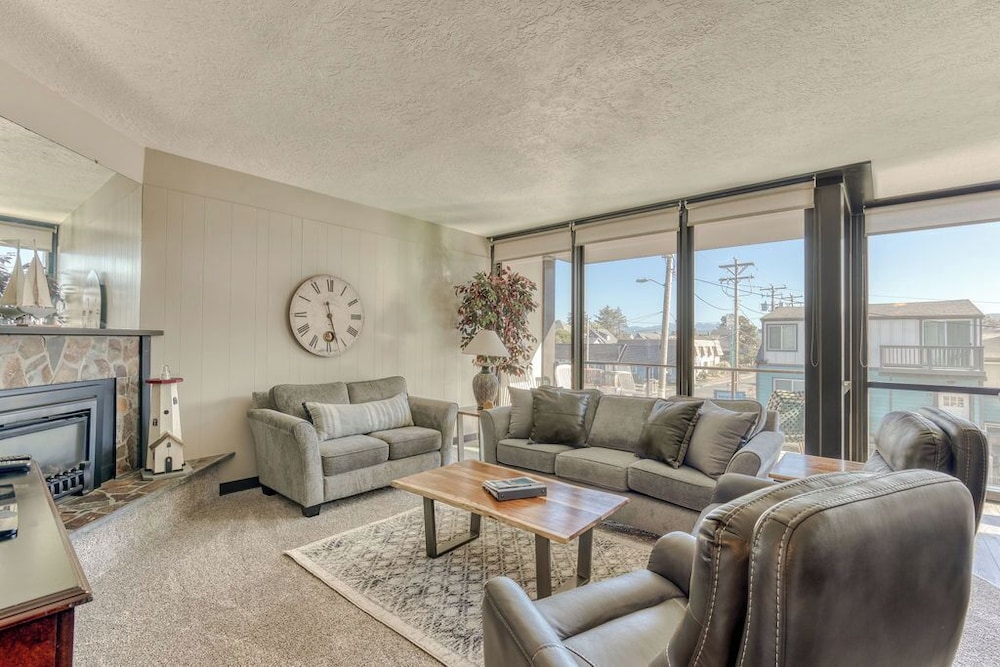 Sand & Sea Resort Condominiums - photo 652