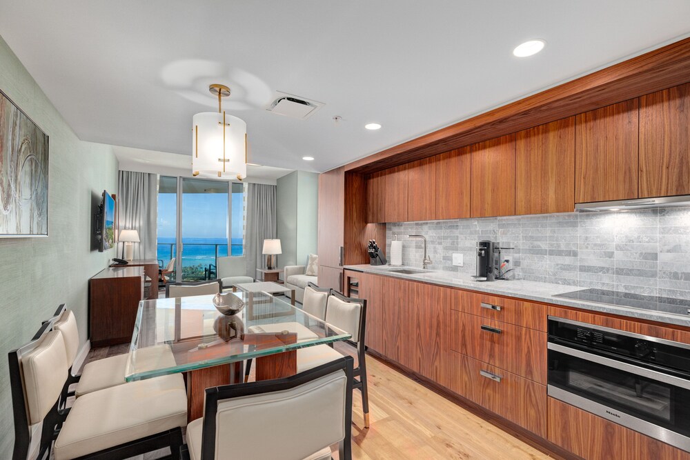 The Ritz Carlton Residences by Real Select Vacation - photo 59