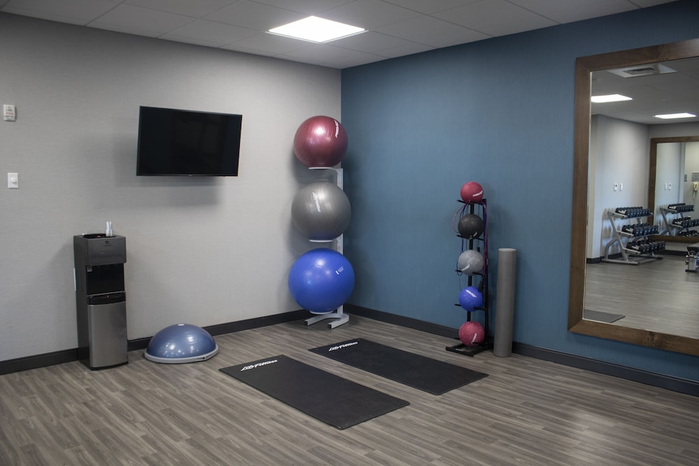Hampton Inn & Suites Portland West - photo 67