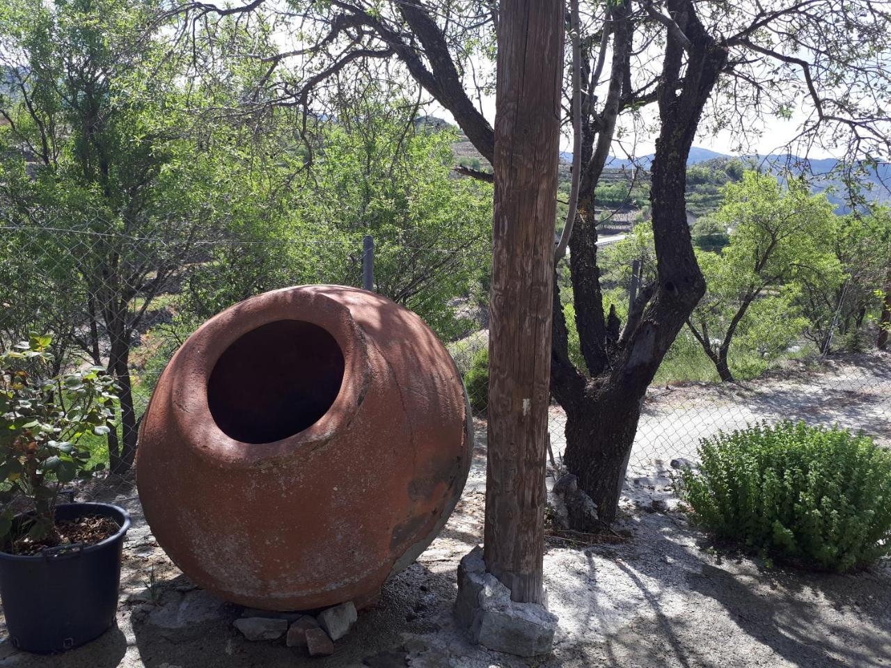 Agrompelo House