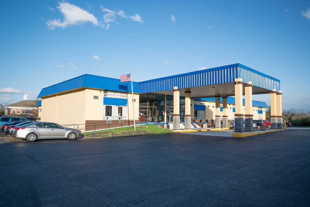 Days Inn by Wyndham Fort Wright Cincinnati Area - photo 49