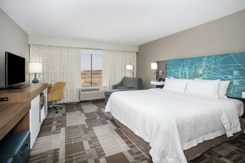 Hampton Inn Bellevue - photo 7