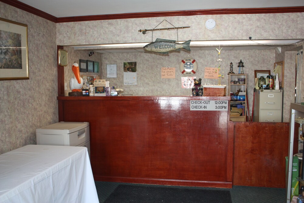 Lake Erie Lodge - photo 2