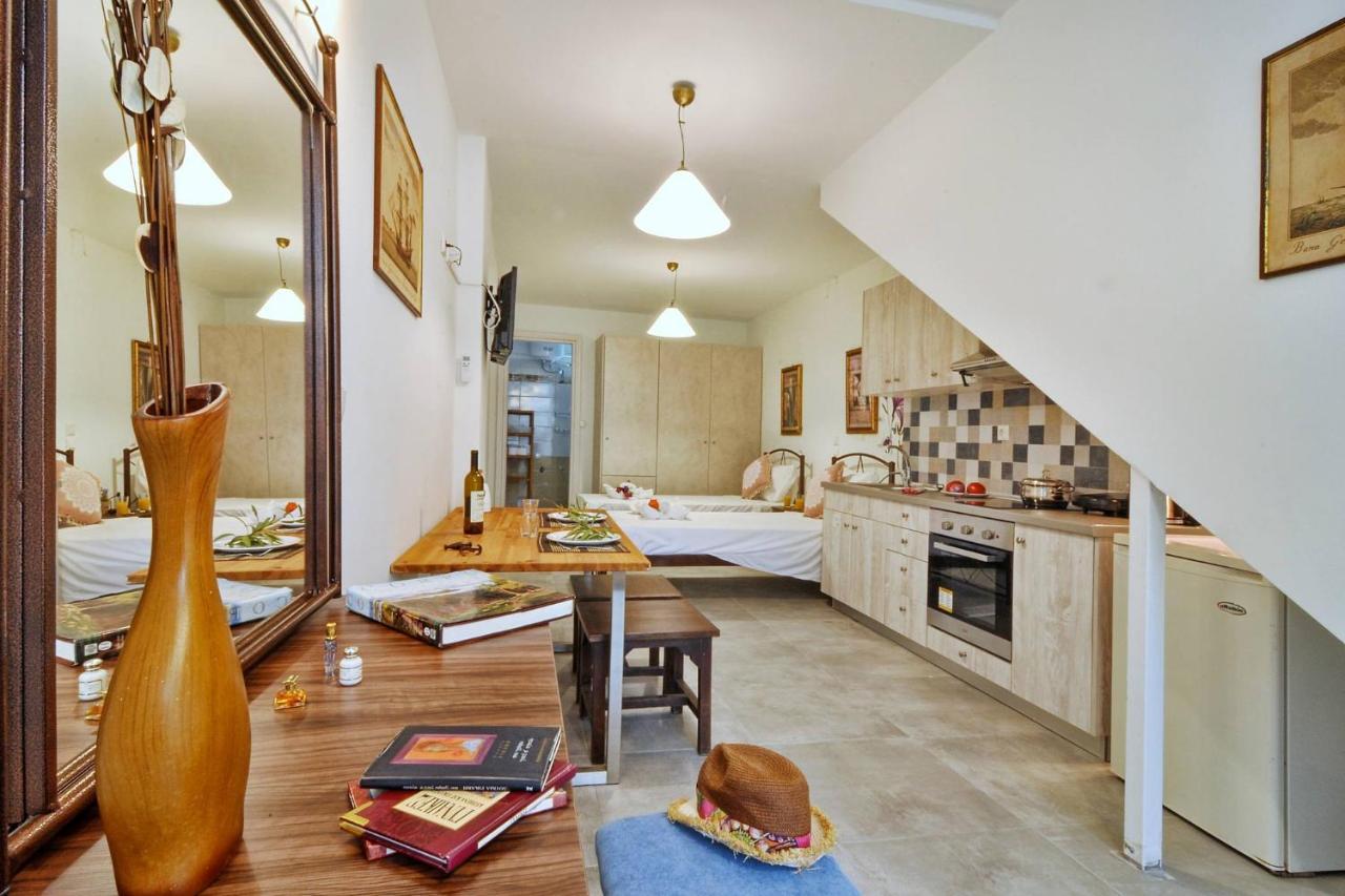 Studios Costas - carbon neutral hotel in Corfu